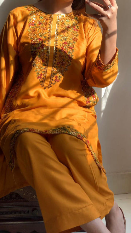 Pocket Sequence Embroidered 2-PIECE