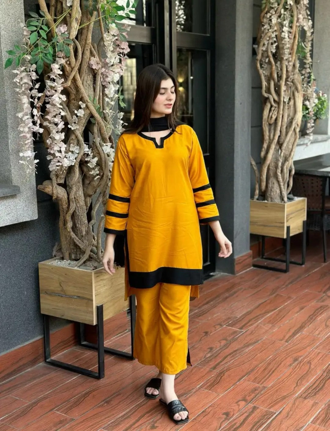 Arabic Lawn Co-ord 2 pes Suit