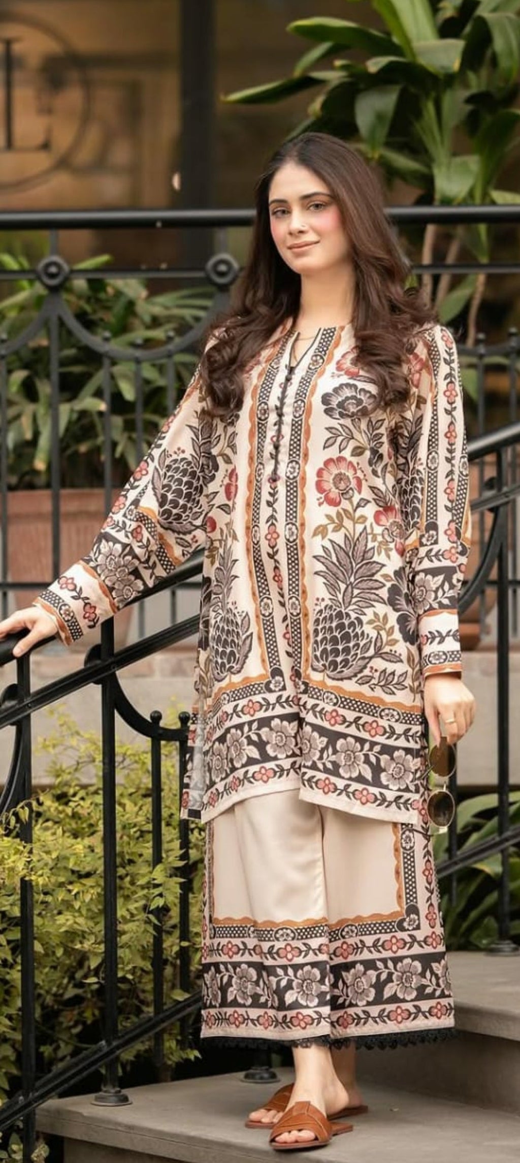Premium Quality China Grip 2-Piece Stitched Dress