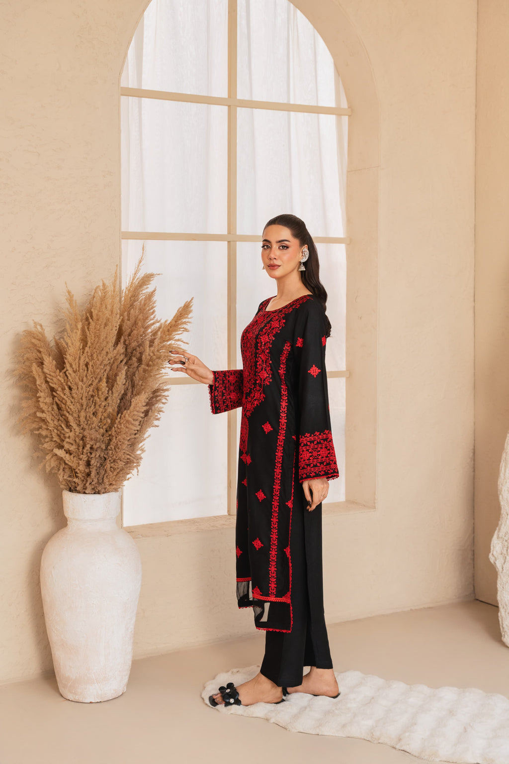 PREMIUM QUALITY 2-PIECE STICHED EMBROIDERED DRESS