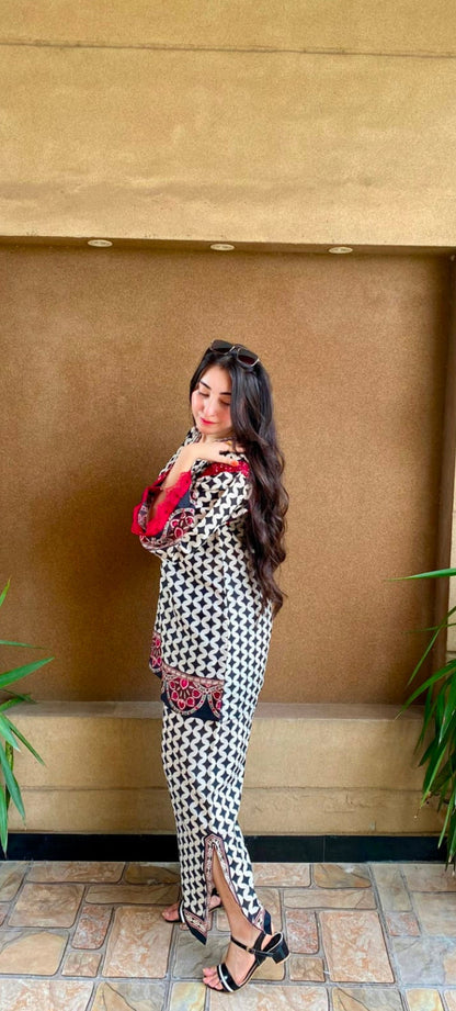 PREMIUM QUALITY 2-PIECE STICHED DRESS SHOP ONLINE