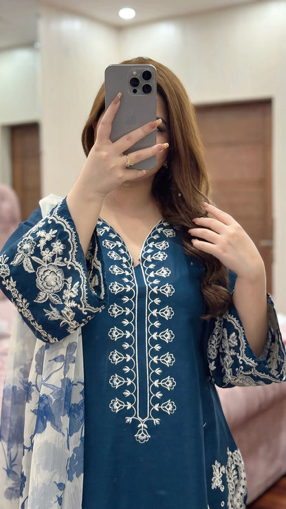 3-PIECE STICHED LAWN EMBROIDERED DRESS PREMIUM QUALITY