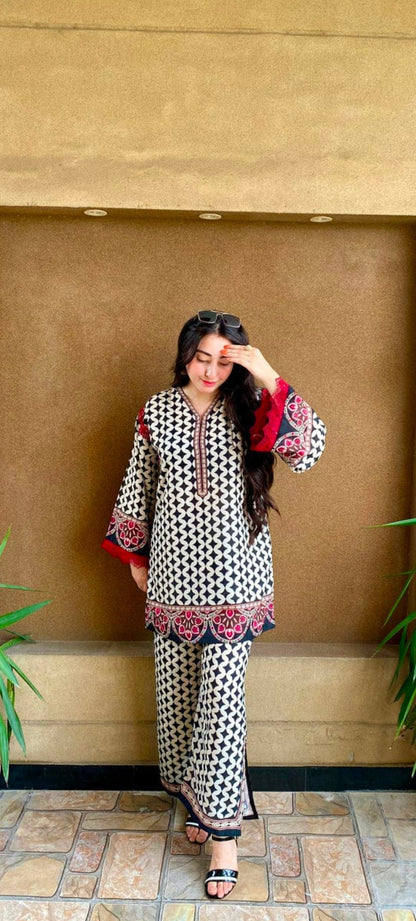 PREMIUM QUALITY 2-PIECE STICHED DRESS SHOP ONLINE